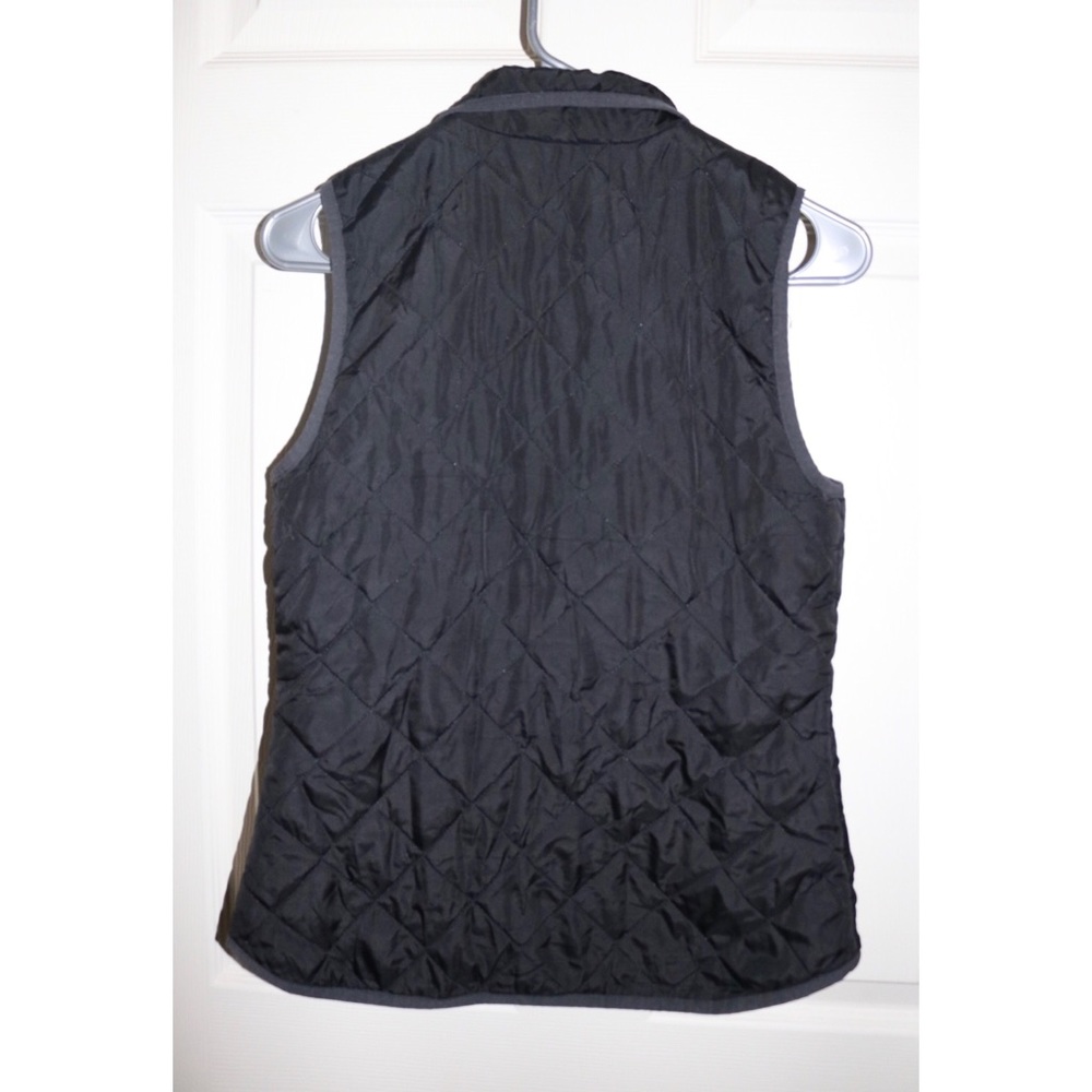 • Old Navy Quilted Vest - Picture 2 of 3
